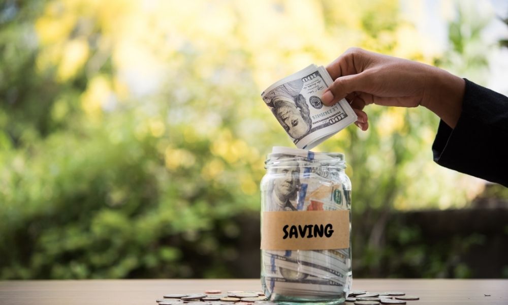 You are currently viewing דרכים לחסוך כסף עם הכנסה נמוכה